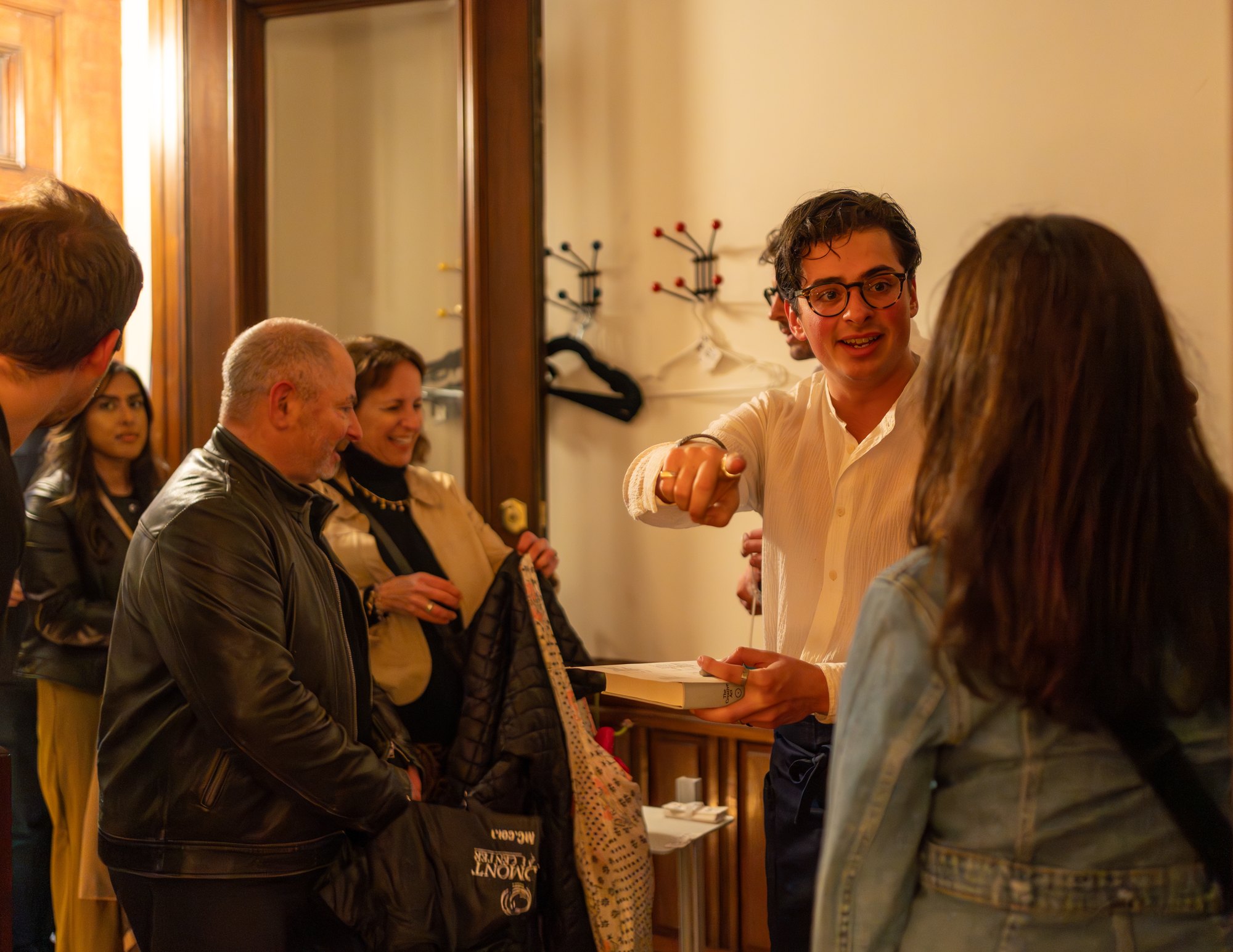 A conversation around the dinner table